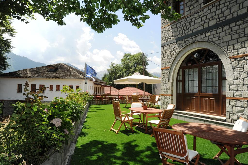 Hotel Adonis Мецовон Экстерьер фото